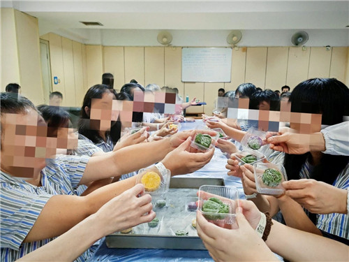 1.jpg 1.jpg